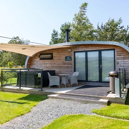 Fell View Park Escape Pods With Hot Tubs, 커크비로즈데일